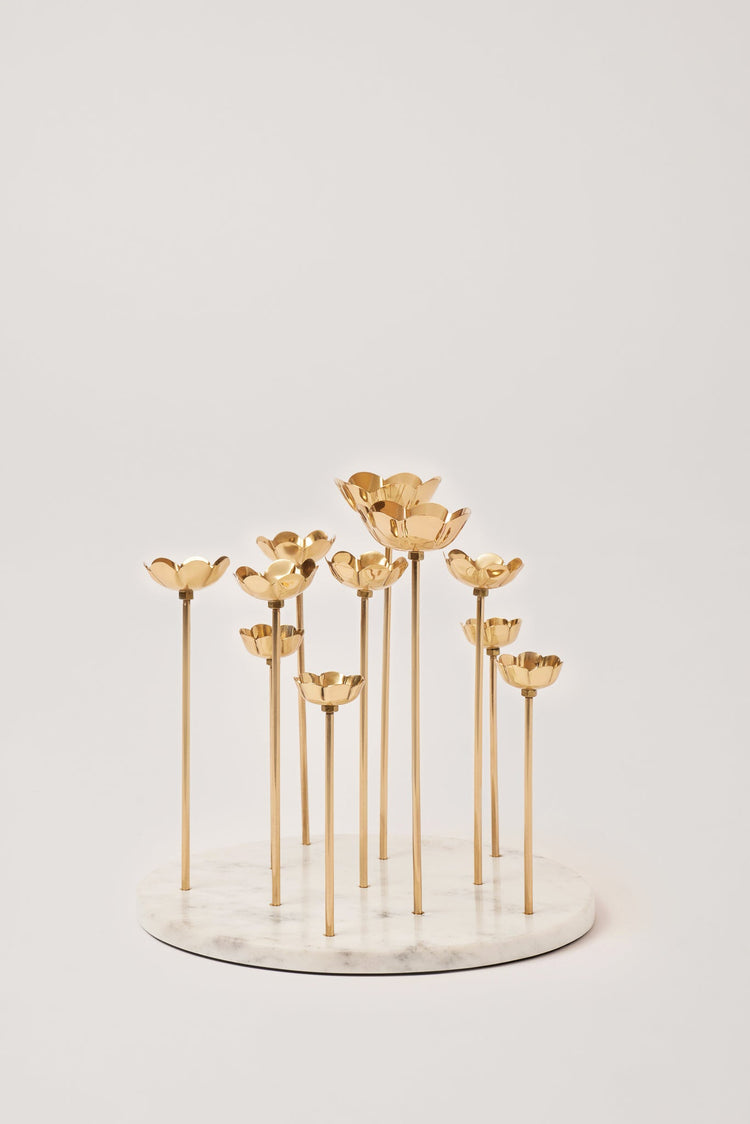 Lotus Centerpiece, 11 flowers - Fleck